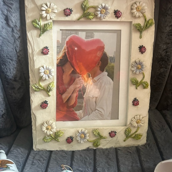 Set of Vintage Decorative Souvenir Bells and a picture frame - Picture 5 of 7